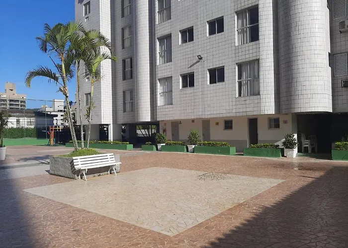 AP Guarujá Enseada lado praia com piscina, lazer completo